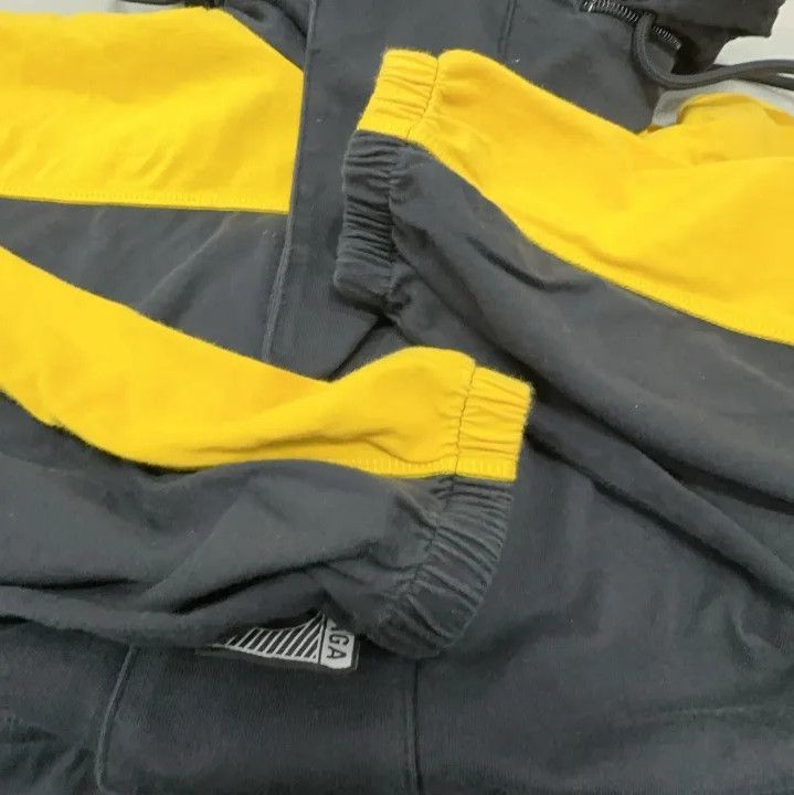 Balenciaga Balenciaga Colorblock Loose Fit Long Sleeve Sweatshirt Size US M / EU 48-50 / 2 - 11 Thumbnail