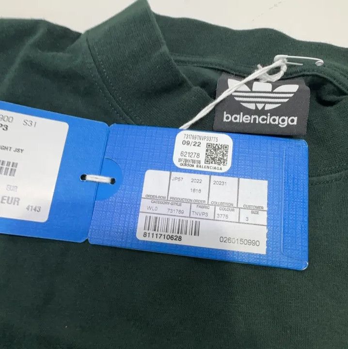 Balenciaga Balenciaga x Adidas Oversized Crew Neck Tee Size US M / EU 48-50 / 2 - 6 Thumbnail