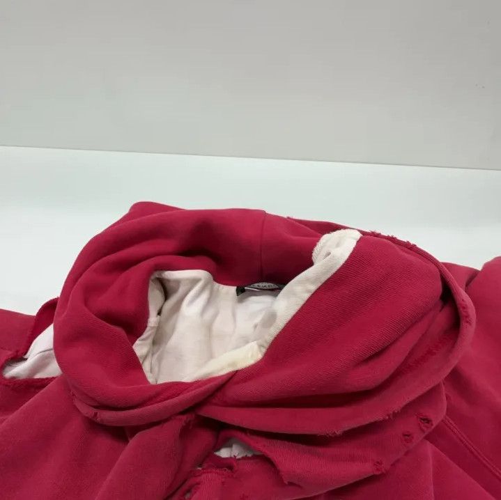 Balenciaga Balenciaga Classic Distressed Red Hooded Sweatshirt Size US XXS / EU 40 - 7 Thumbnail