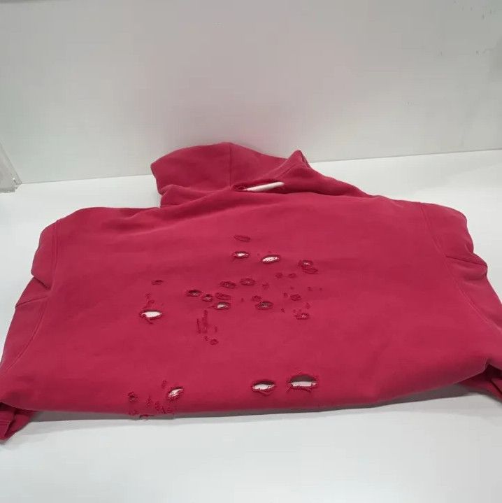 Balenciaga Balenciaga Classic Distressed Red Hooded Sweatshirt Size US XXS / EU 40 - 15 Thumbnail