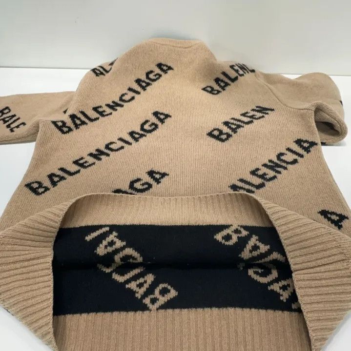 Balenciaga Balenciaga Logo Knit Sweater for Men, Brown Size US XS / EU 42 / 0 - 10 Thumbnail