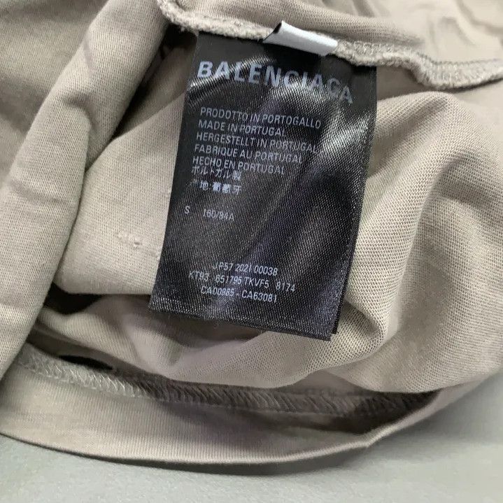 Balenciaga Balenciaga Distressed Logo Short Sleeve Tee Size US S / EU 44-46 / 1 - 5 Thumbnail