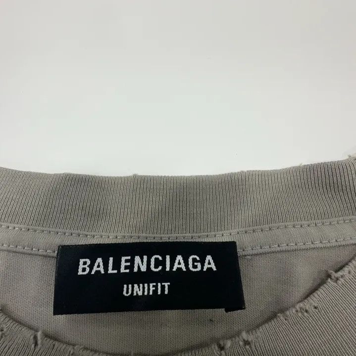 Balenciaga Balenciaga Gray Logo Distressed Short Sleeve T-Shirt Size US L / EU 52-54 / 3 - 5 Thumbnail