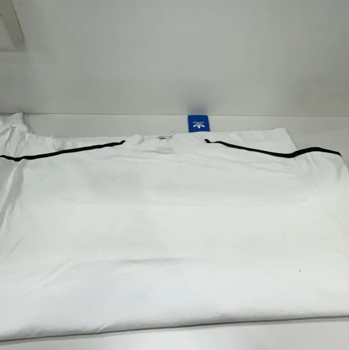Balenciaga Balenciaga x adidas Originals Long Sleeve Tee Size US M / EU 48-50 / 2 - 12 Thumbnail