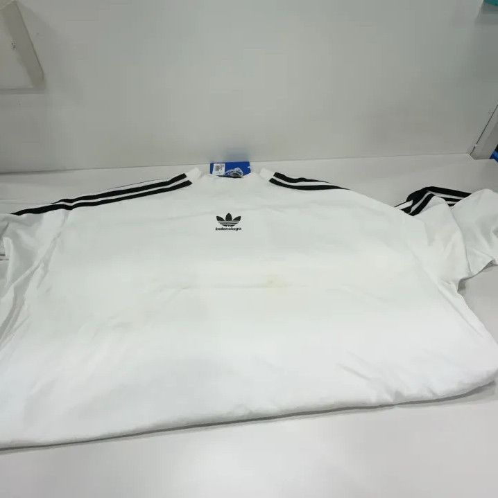 Balenciaga Balenciaga x adidas Originals Long Sleeve Tee Size US M / EU 48-50 / 2 - 9 Thumbnail