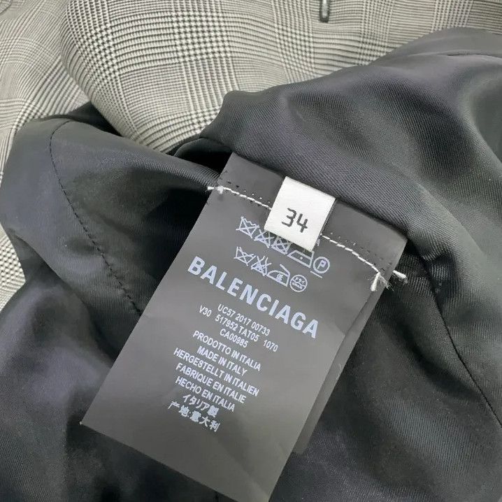 Balenciaga Balenciaga Casual Stylish Single-Breasted Jacket Size US S / EU 44-46 / 1 - 4 Thumbnail