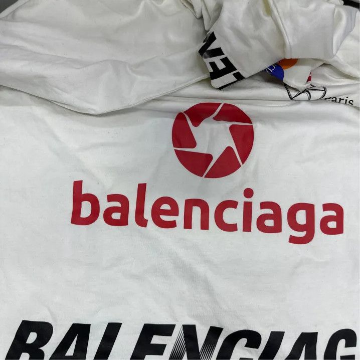 Balenciaga Balenciaga FW23 Logo Print Long Sleeve T-Shirt Size US M / EU 48-50 / 2 - 7 Thumbnail
