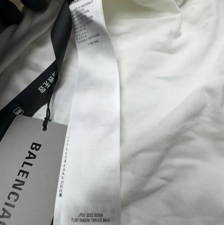 Balenciaga FW22 Graphic Print White T-Shirt