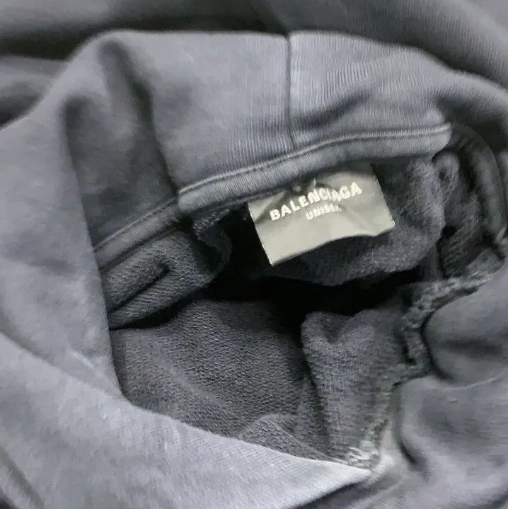 Balenciaga Balenciaga SS24 New Year Hooded Sweatshirt Size US L / EU 52-54 / 3 - 7 Thumbnail