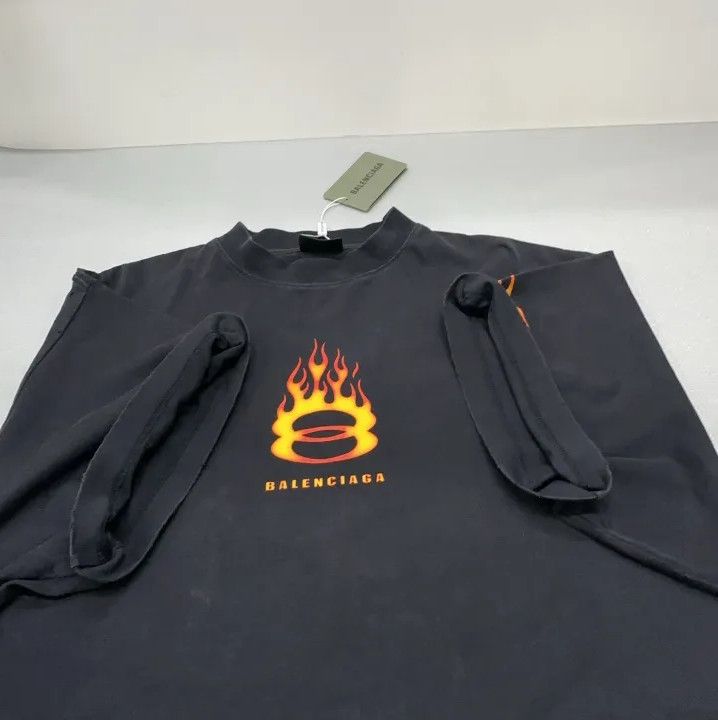Balenciaga Balenciaga Flame Logo Casual Black T-Shirt Size US M / EU 48-50 / 2 - 11 Thumbnail