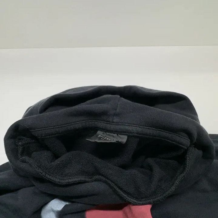Balenciaga Balenciaga SS23 Black Hoodie with Heart Print Size US XL / EU 56 / 4 - 6 Thumbnail