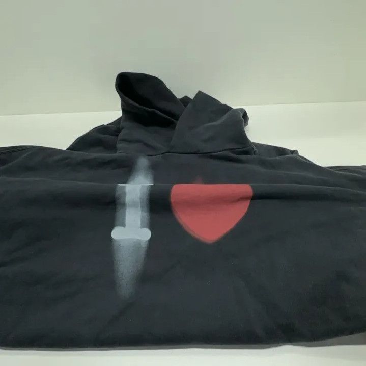 Balenciaga Balenciaga SS23 Black Hoodie with Heart Print Size US XL / EU 56 / 4 - 11 Thumbnail