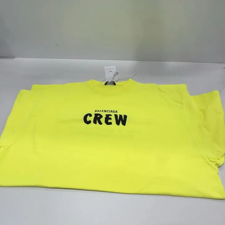 Balenciaga Balenciaga Neon Green Logo Graphic T-Shirt Size US L / EU 52-54 / 3 - 7 Thumbnail