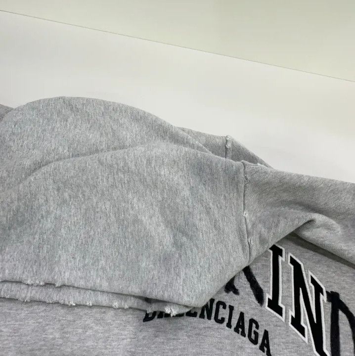 Balenciaga Balenciaga Be Kind Logo Hooded Sweatshirt Size US M / EU 48-50 / 2 - 10 Thumbnail