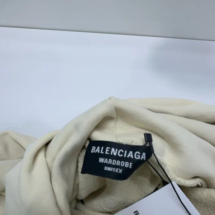 Balenciaga Balenciaga Logo Print Hoodie in White Size US L / EU 52-54 / 3 - 7 Thumbnail