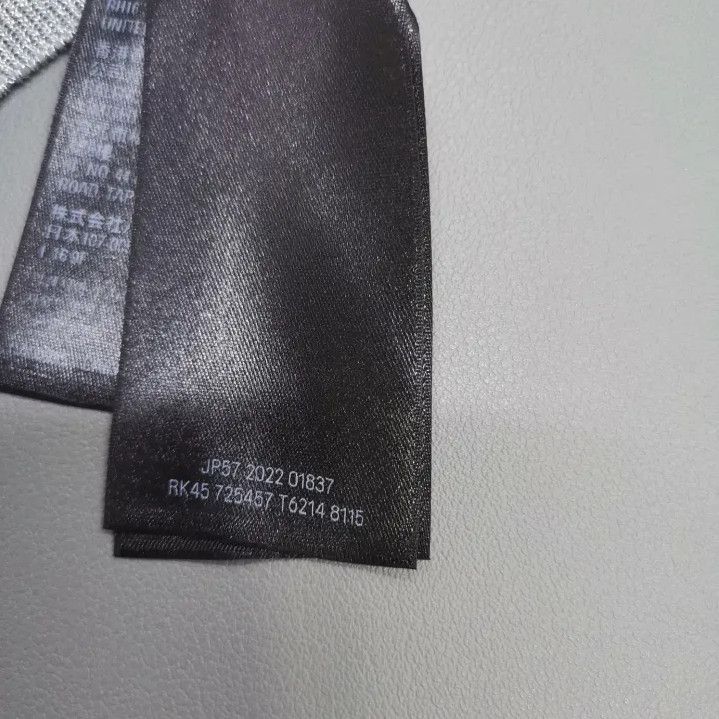 Balenciaga Balenciaga x Adidas Logo Turtleneck Sweater Size US S / EU 44-46 / 1 - 4 Thumbnail