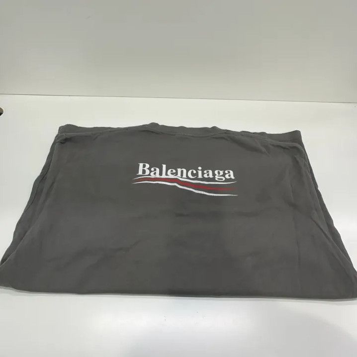 Balenciaga Balenciaga Political Campaign Logo T-Shirt Size US M / EU 48-50 / 2 - 12 Thumbnail