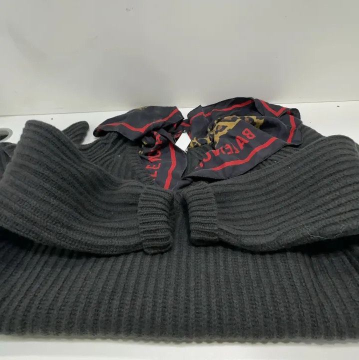 Balenciaga Balenciaga Logo Wool and Silk Knitted Sweater Size US M / EU 48-50 / 2 - 10 Thumbnail