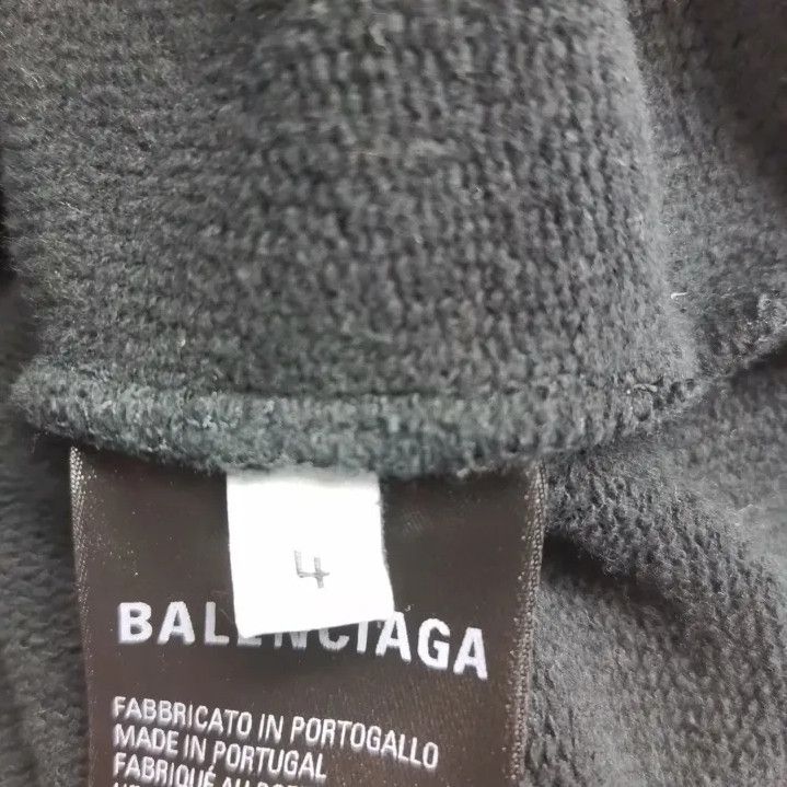 Balenciaga Balenciaga Colorful Logo Distressed Hoodie Size US L / EU 52-54 / 3 - 5 Thumbnail