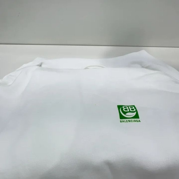 Balenciaga Balenciaga Eco-Friendly BB Logo Hoodie for Men Size US S / EU 44-46 / 1 - 12 Thumbnail