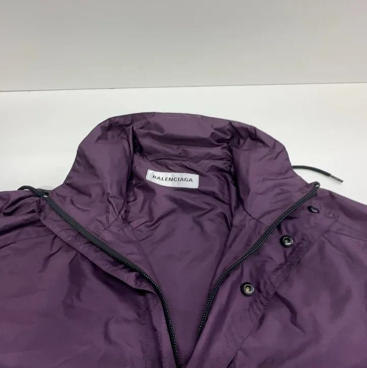 Balenciaga Balenciaga Logo Print Hooded Coat for Men Size US S / EU 44-46 / 1 - 6 Thumbnail
