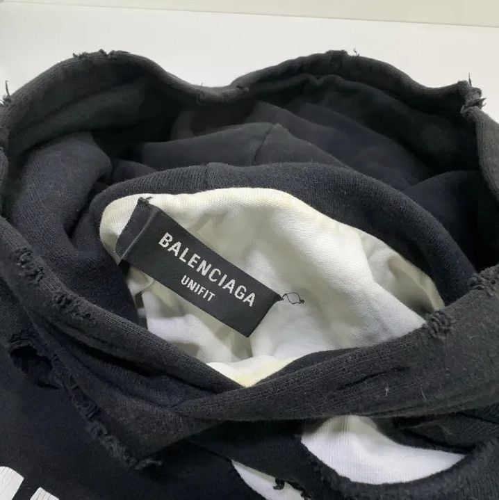 Balenciaga Balenciaga Distressed Black Hoodie for Men Size US XS / EU 42 / 0 - 6 Thumbnail
