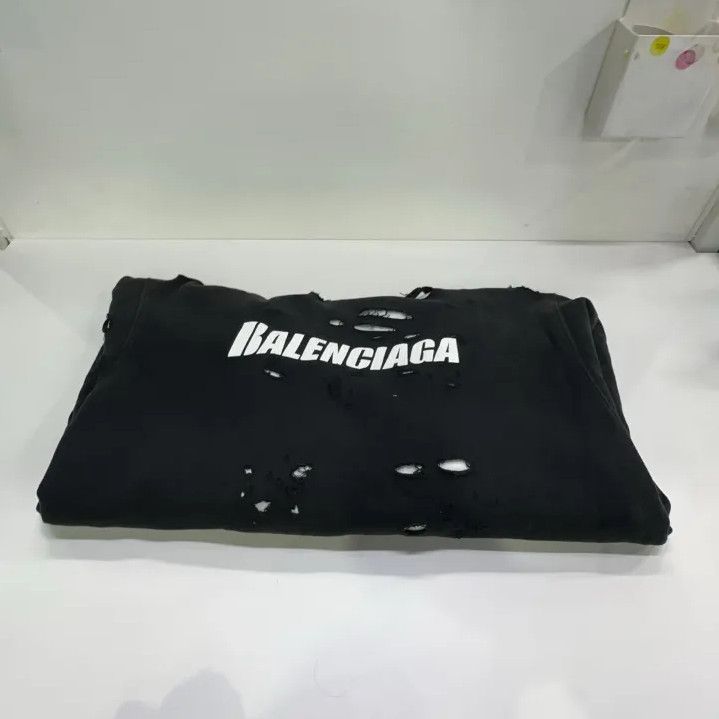 Balenciaga Balenciaga Distressed Black Hoodie for Men Size US XS / EU 42 / 0 - 13 Thumbnail