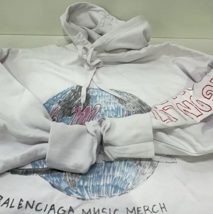 Balenciaga Balenciaga x Pink Martini Hooded Sweatshirt Size US M / EU 48-50 / 2 - 10 Thumbnail