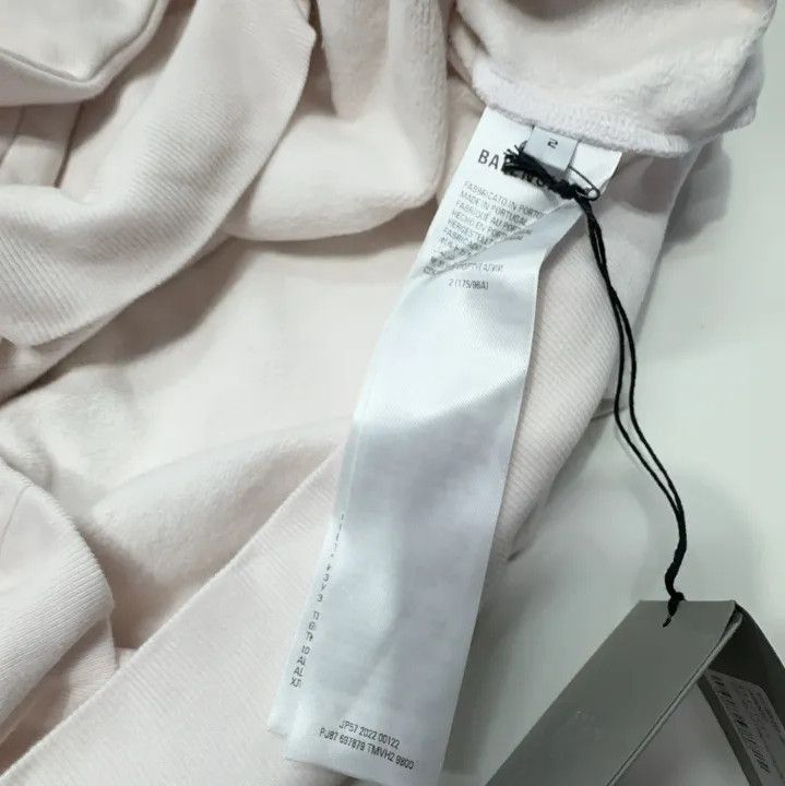 Balenciaga Balenciaga Logo Hoodie in Off-White Color Size US M / EU 48-50 / 2 - 5 Thumbnail