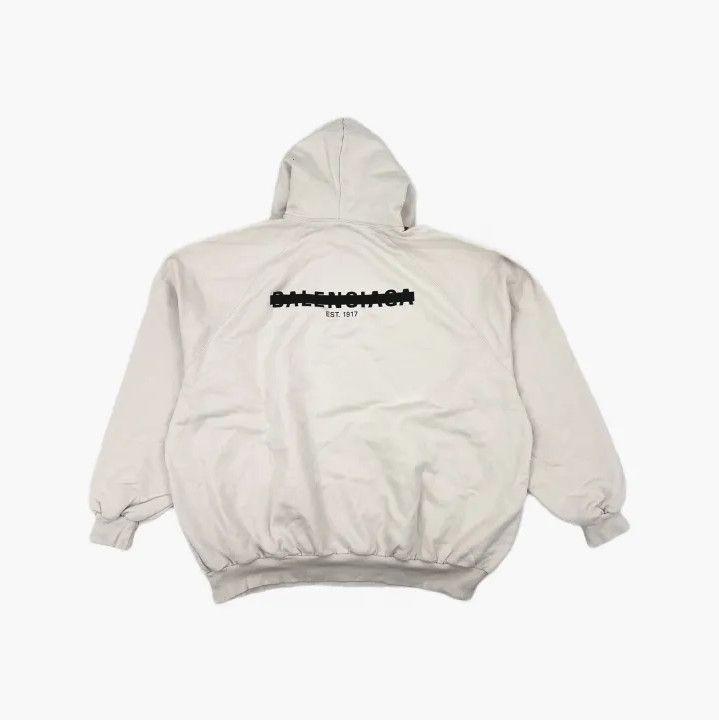 Balenciaga Balenciaga Logo Hoodie in Off-White Color Size US M / EU 48-50 / 2 - 3 Thumbnail