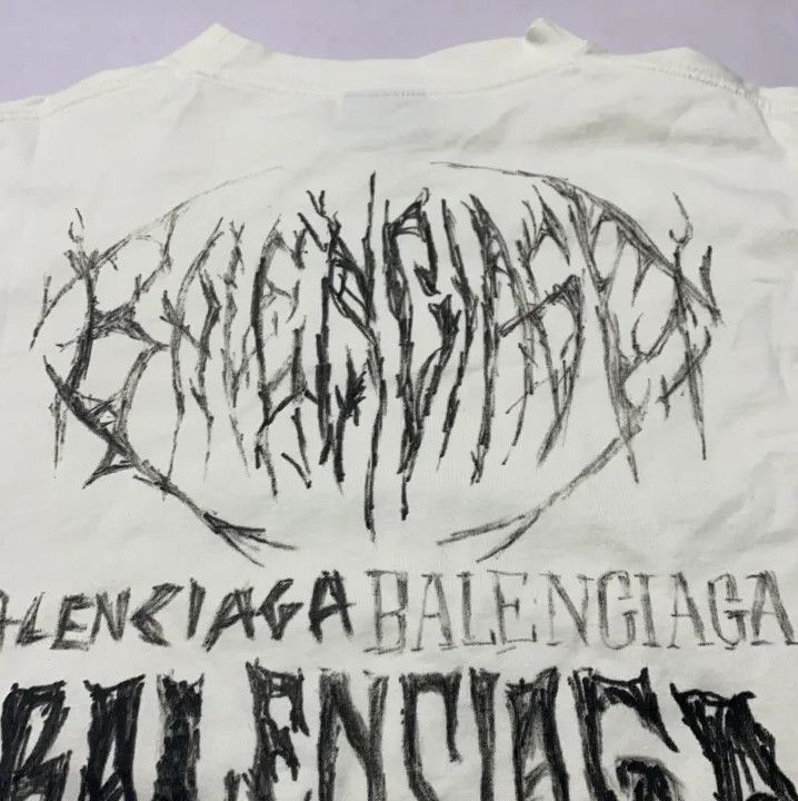 Balenciaga Balenciaga New Year Series Long Sleeve T-Shirt Size US M / EU 48-50 / 2 - 7 Thumbnail