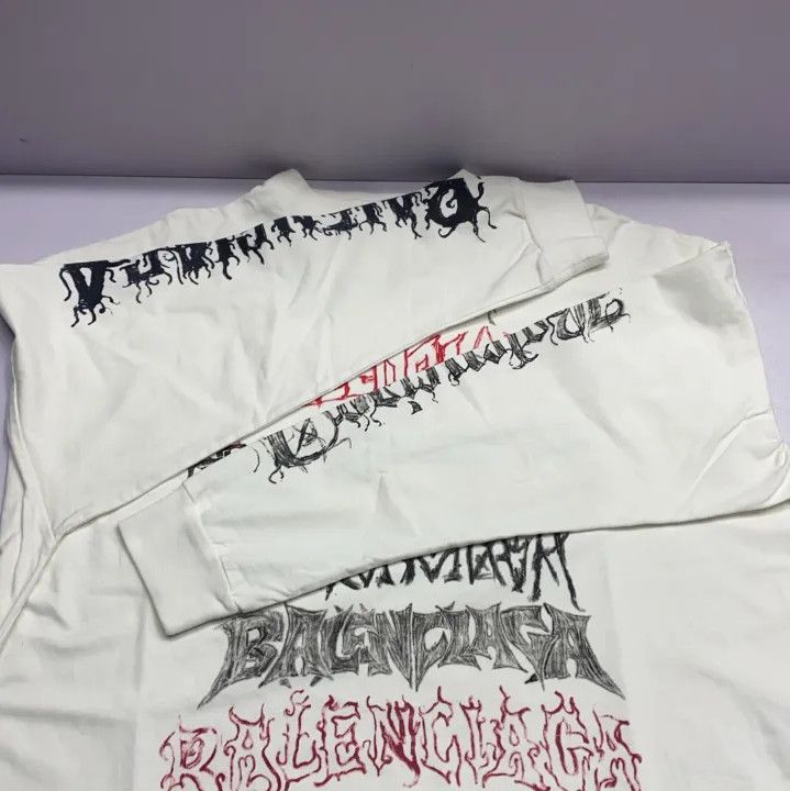 Balenciaga Balenciaga New Year Series Long Sleeve T-Shirt Size US M / EU 48-50 / 2 - 9 Thumbnail
