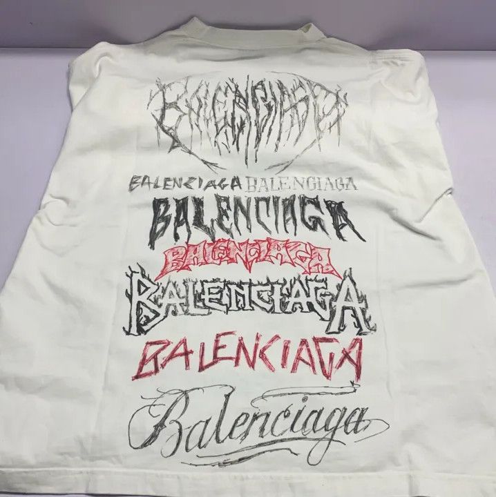 Balenciaga Balenciaga New Year Series Long Sleeve T-Shirt Size US M / EU 48-50 / 2 - 13 Thumbnail