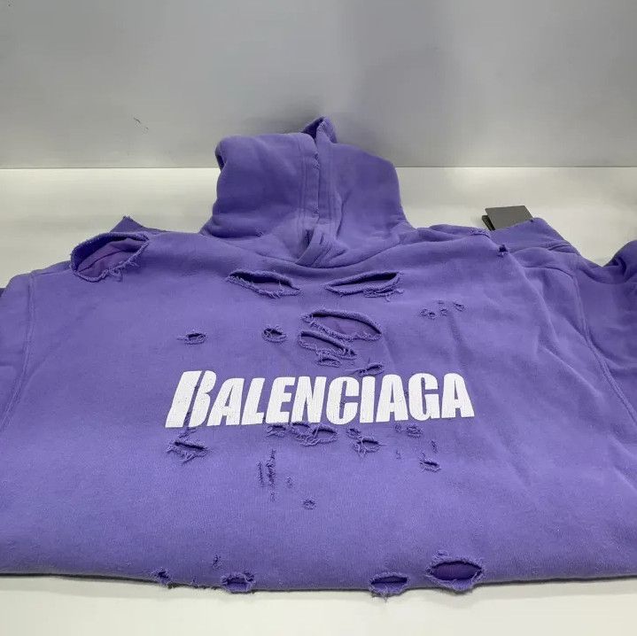 Balenciaga Balenciaga SS22 Distressed Purple Hoodie for Men Size US XS / EU 42 / 0 - 12 Thumbnail
