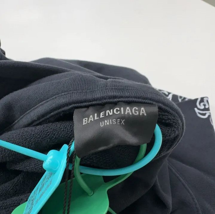 Balenciaga Balenciaga SS24 New Year Graphic Hoodie Size US L / EU 52-54 / 3 - 4 Thumbnail