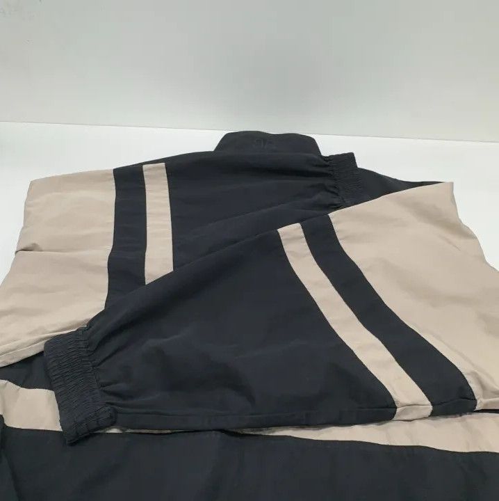 Balenciaga Balenciaga Black High Neck Jacket for Men Size US M / EU 48-50 / 2 - 12 Thumbnail