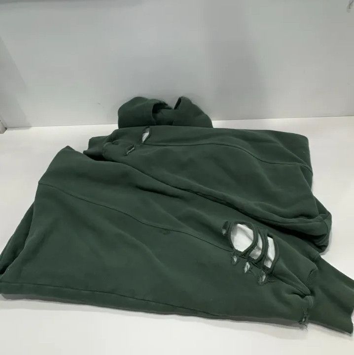 Balenciaga Balenciaga Destroyed Logo Print Hoodie in Green Size US XS / EU 42 / 0 - 13 Thumbnail
