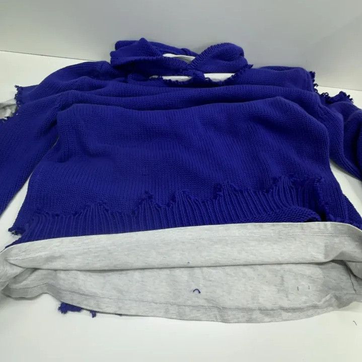 Balenciaga Balenciaga Distressed Blue Hoodie with Logo Embroidery Size US XS / EU 42 / 0 - 9 Thumbnail