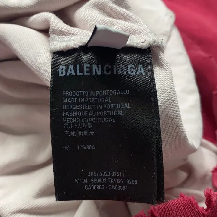 Balenciaga Balenciaga Red Hooded Sweatshirt with Distressed Details Size US M / EU 48-50 / 2 - 5 Thumbnail