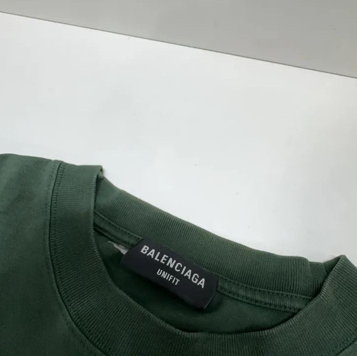 Balenciaga Balenciaga SS22 Destroyed Green T-Shirt Size US XXS / EU 40 - 6 Thumbnail
