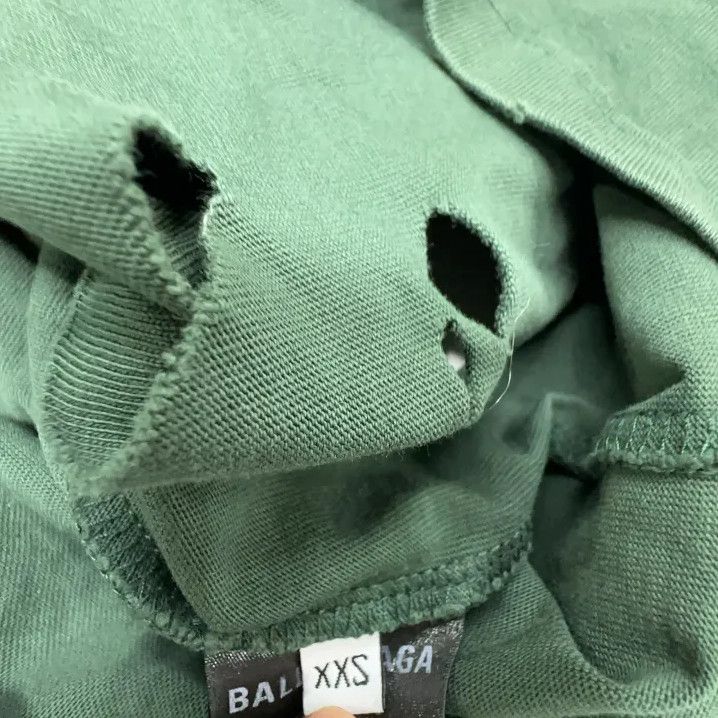 Balenciaga Balenciaga SS22 Destroyed Green T-Shirt Size US XXS / EU 40 - 4 Thumbnail