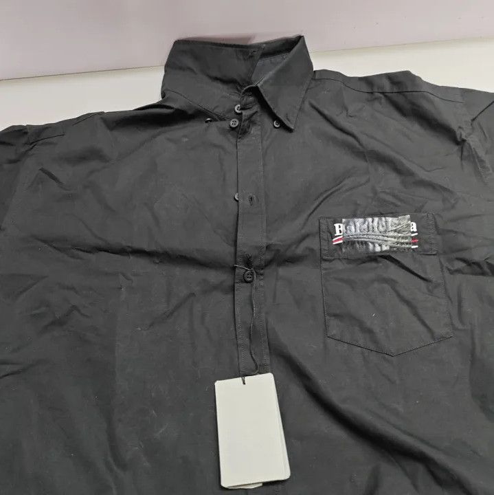 Balenciaga Balenciaga Black Long Sleeve Button Shirt for Men Size US M / EU 48-50 / 2 - 13 Thumbnail