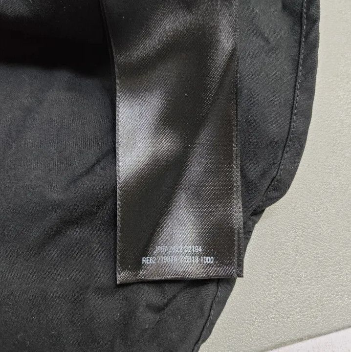 Balenciaga Balenciaga Black Long Sleeve Button Shirt for Men Size US M / EU 48-50 / 2 - 6 Thumbnail