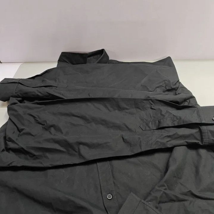 Balenciaga Balenciaga Black Long Sleeve Button Shirt for Men Size US M / EU 48-50 / 2 - 18 Thumbnail
