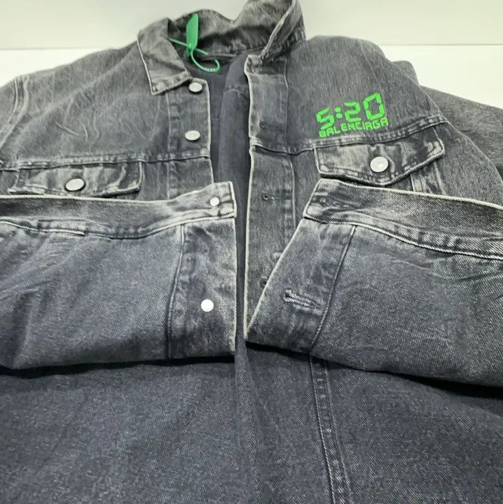 Balenciaga Balenciaga SS22 Vintage Wash Denim Jacket Size US XS / EU 42 / 0 - 8 Thumbnail