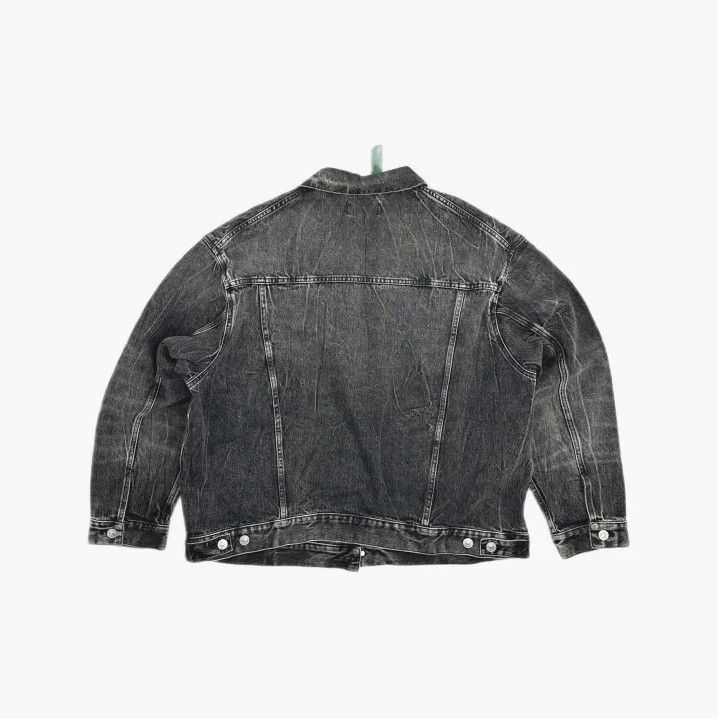 Balenciaga Balenciaga SS22 Vintage Wash Denim Jacket Size US XS / EU 42 / 0 - 3 Thumbnail