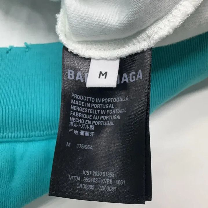 Balenciaga Balenciaga Distressed Hoodie in Sky Blue Size US M / EU 48-50 / 2 - 5 Thumbnail