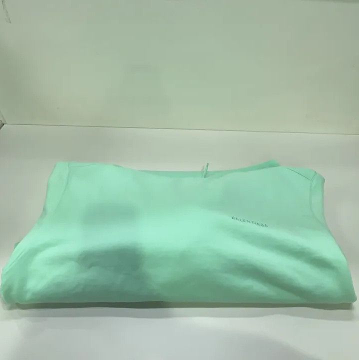 Balenciaga Balenciaga Logo Hoodie in Green for Men Size US M / EU 48-50 / 2 - 14 Thumbnail