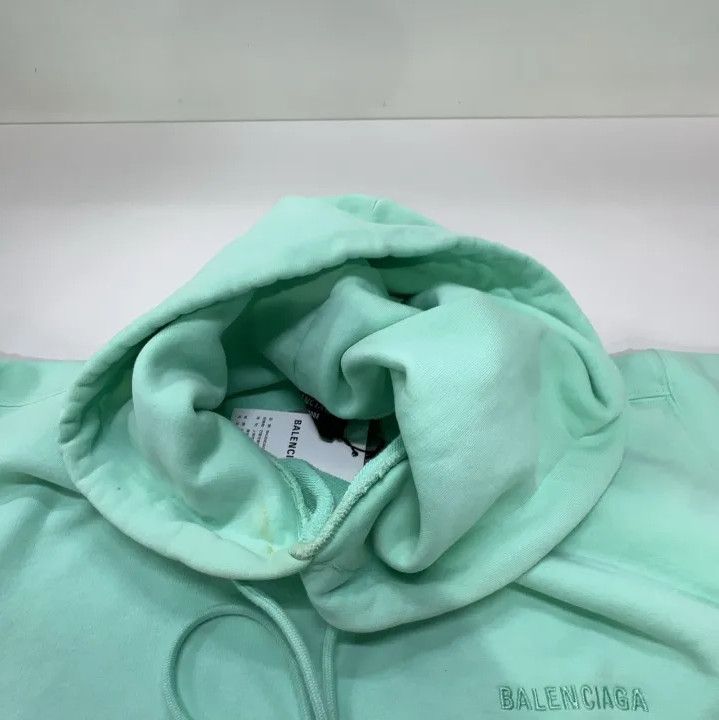 Balenciaga Balenciaga Logo Hoodie in Green for Men Size US M / EU 48-50 / 2 - 8 Thumbnail