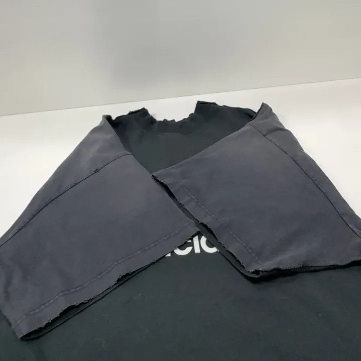 Balenciaga Balenciaga Logo Print Black Short Sleeve T-Shirt Size US M / EU 48-50 / 2 - 13 Thumbnail